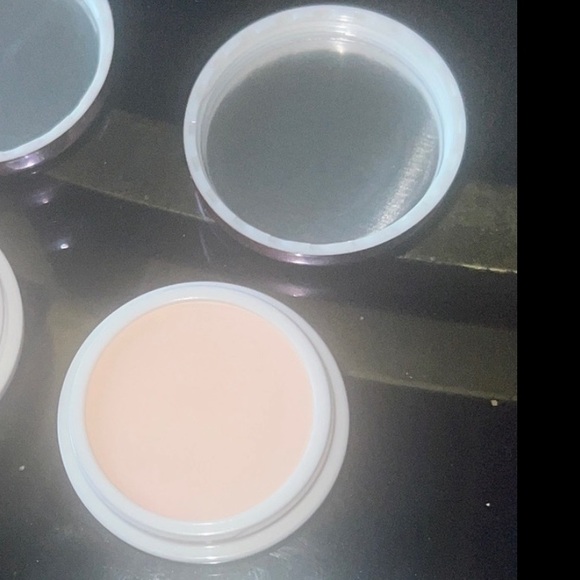 New Tatcha The Silk Canvas primer - Picture 2 of 3